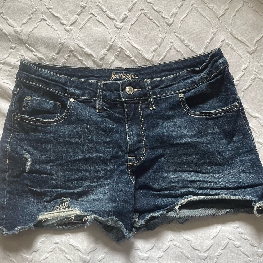 Bootlegger Women’s Dark Blue Denim Shorts